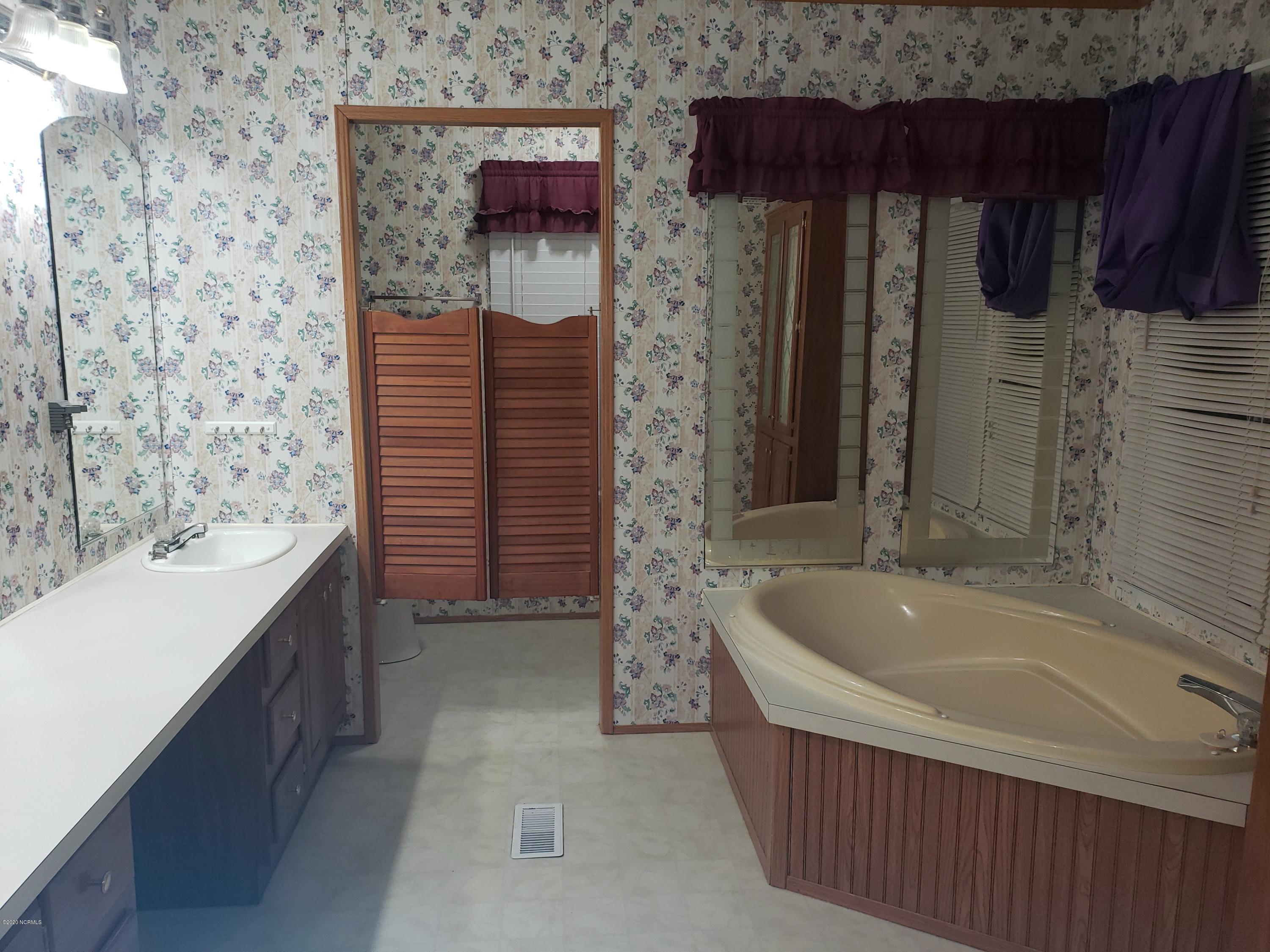 3914 Cobb Dail Road Farmville, NC 27828 - Photo 11 of 15 20201029_191520