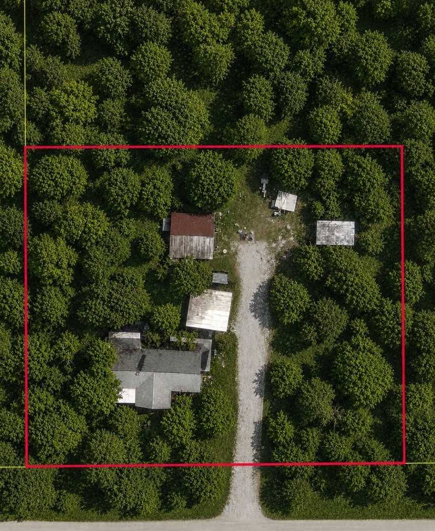 2230 West Norfolk Road Crete, IL 60417 - Photo 2 of 18