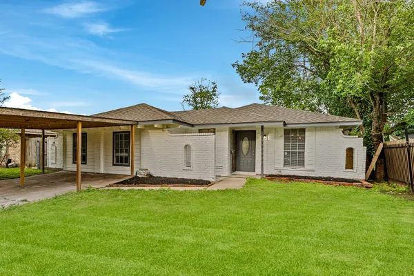 $1,600 | 8834 Brackley Lane, Houston, TX 77088