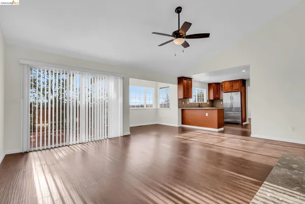 $4,095 | 410 Highland Court, Concord, CA 94520