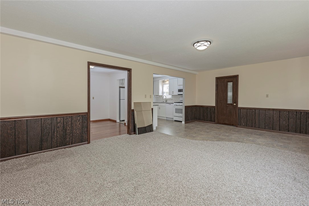 4622 Mayfield Road South Euclid, OH 44121 - Photo 14 of 35
