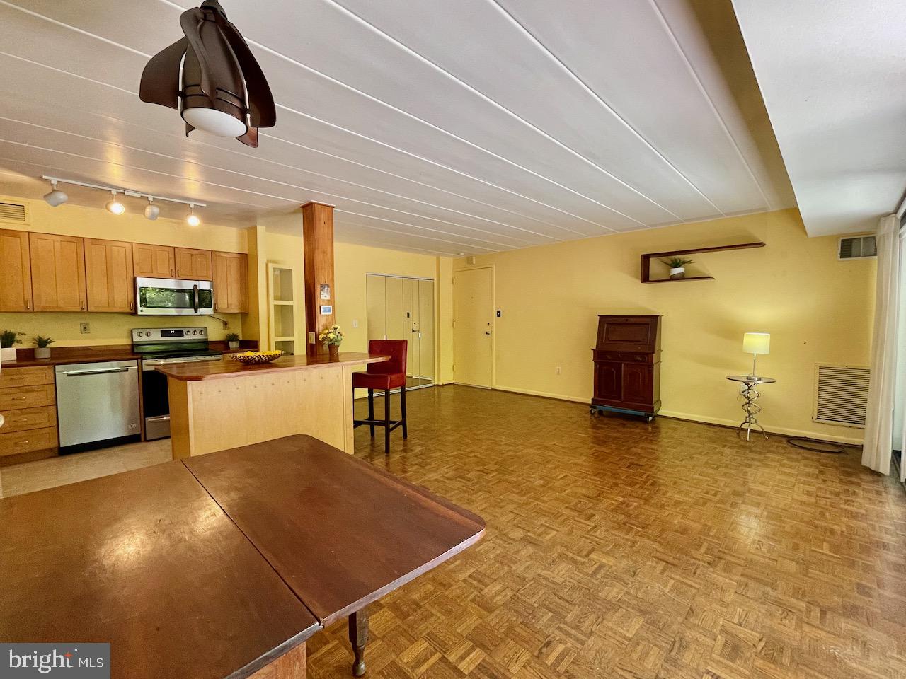 2304 Riddle Avenue, Unit 1 Wilmington, DE 19806 - Photo 5 of 22