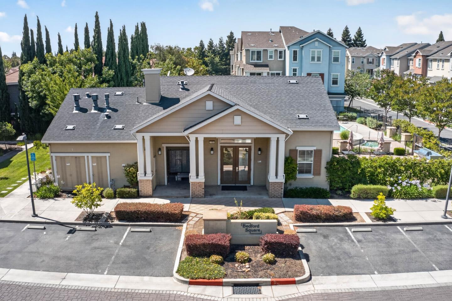 461 Bedford Loop Mountain View, CA 94043 - Photo 3 of 41
