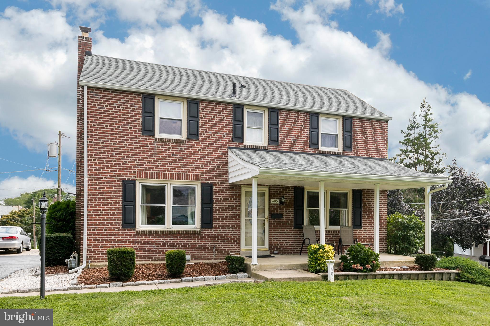 403 Avondale Road Havertown, PA 19083 - Photo 3 of 34
