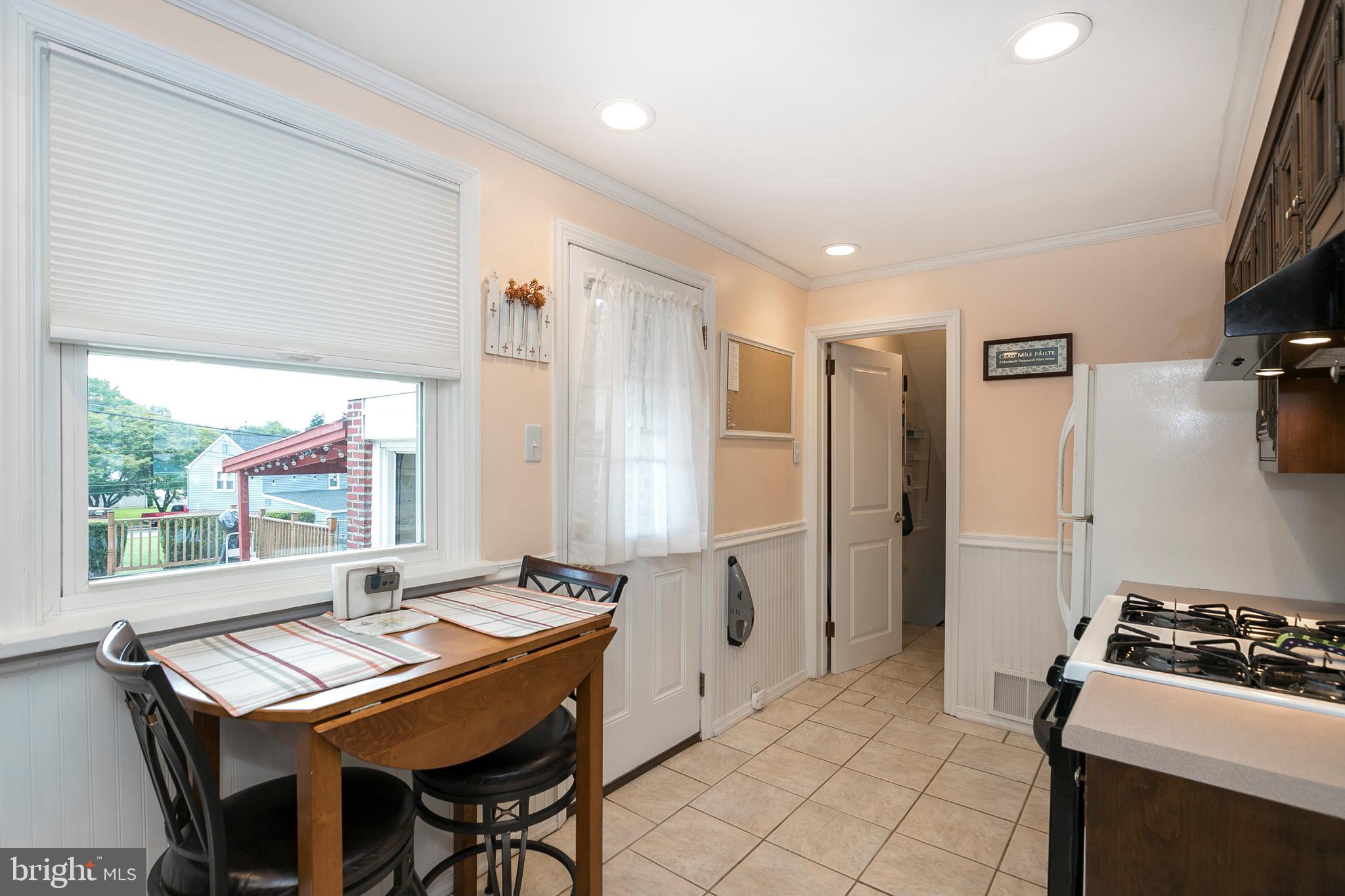 403 Avondale Road Havertown, PA 19083 - Photo 23 of 34 Kitchen with outside entrance to large yard