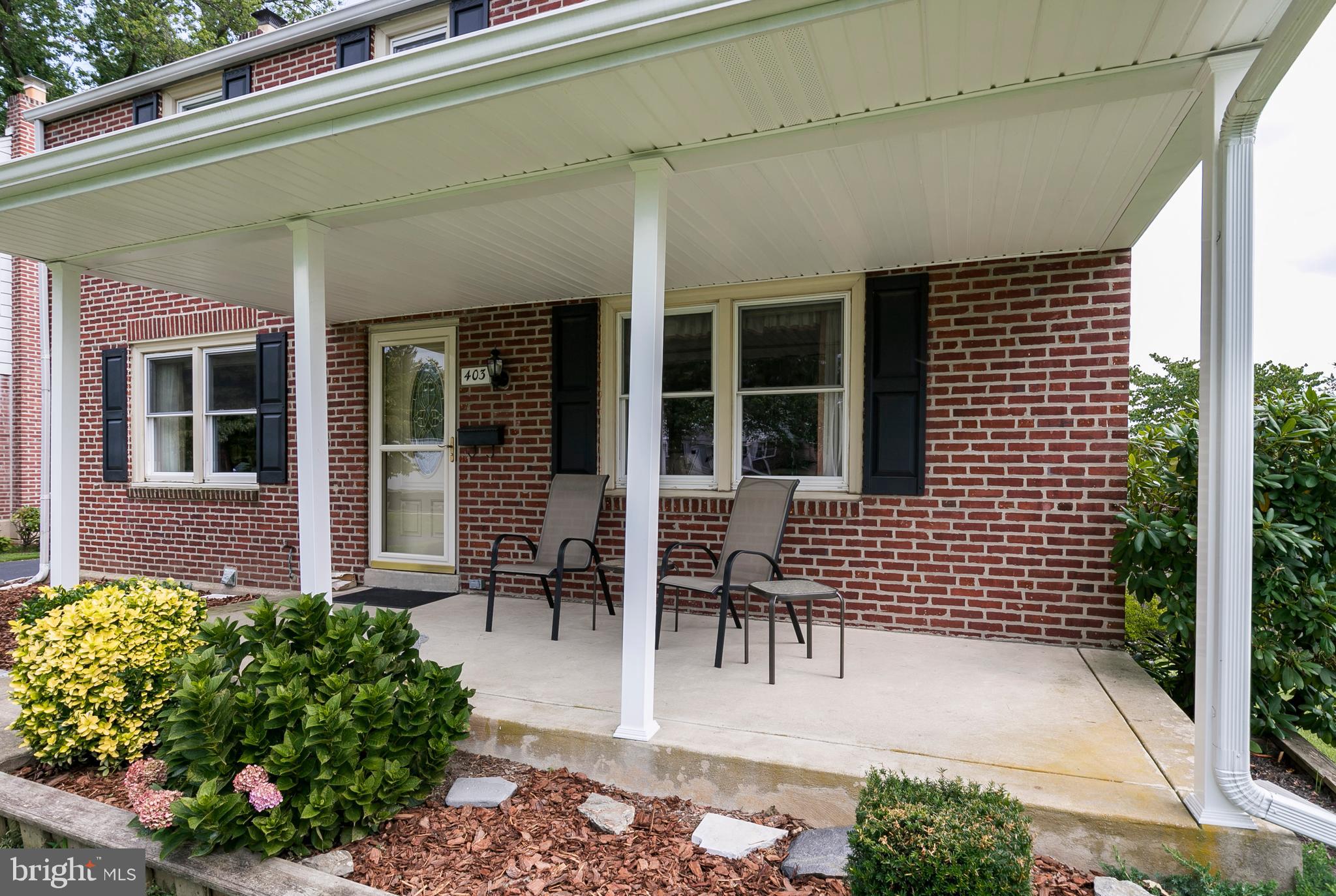 403 Avondale Road Havertown, PA 19083 - Photo 4 of 34