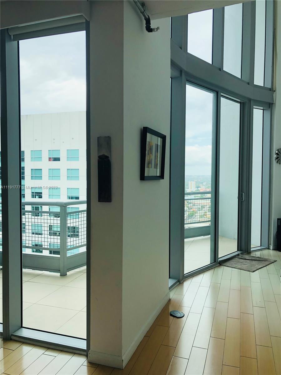 690 Southwest 1st Court, Unit 2926 Miami, FL 33130 - Photo 11 of 26 a view of a porch