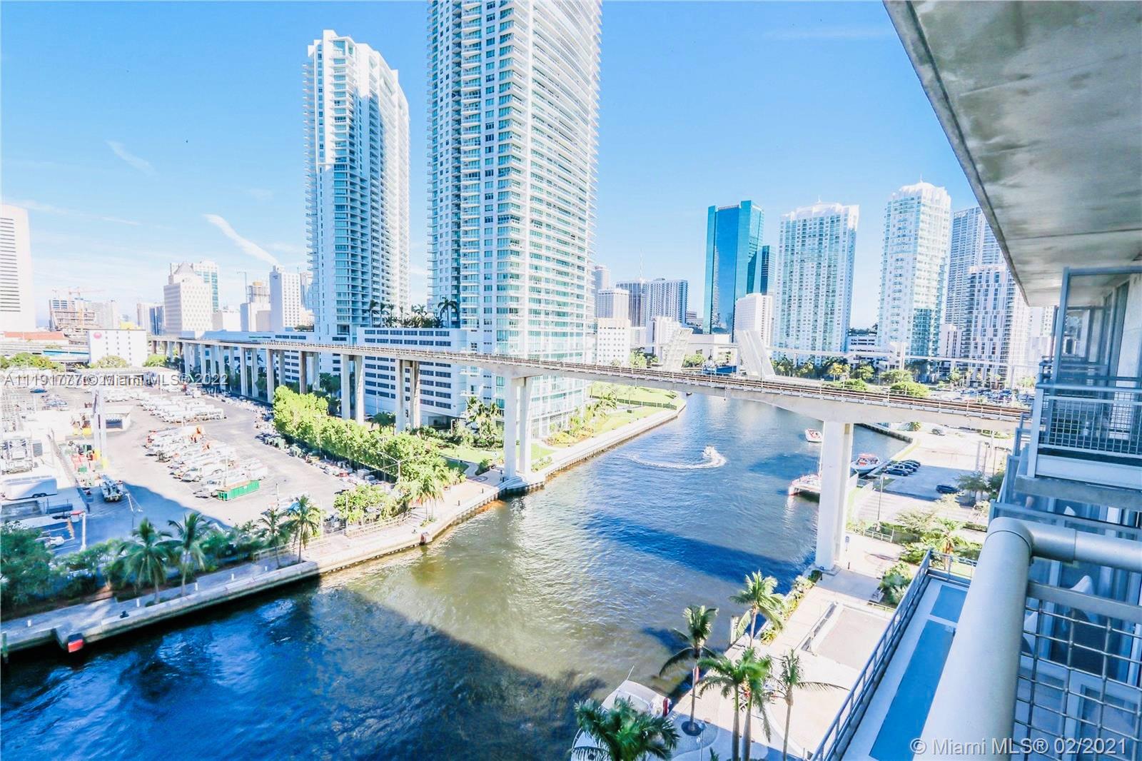 690 Southwest 1st Court, Unit 2926 Miami, FL 33130 - Photo 25 of 26 a view of a city with tall buildings