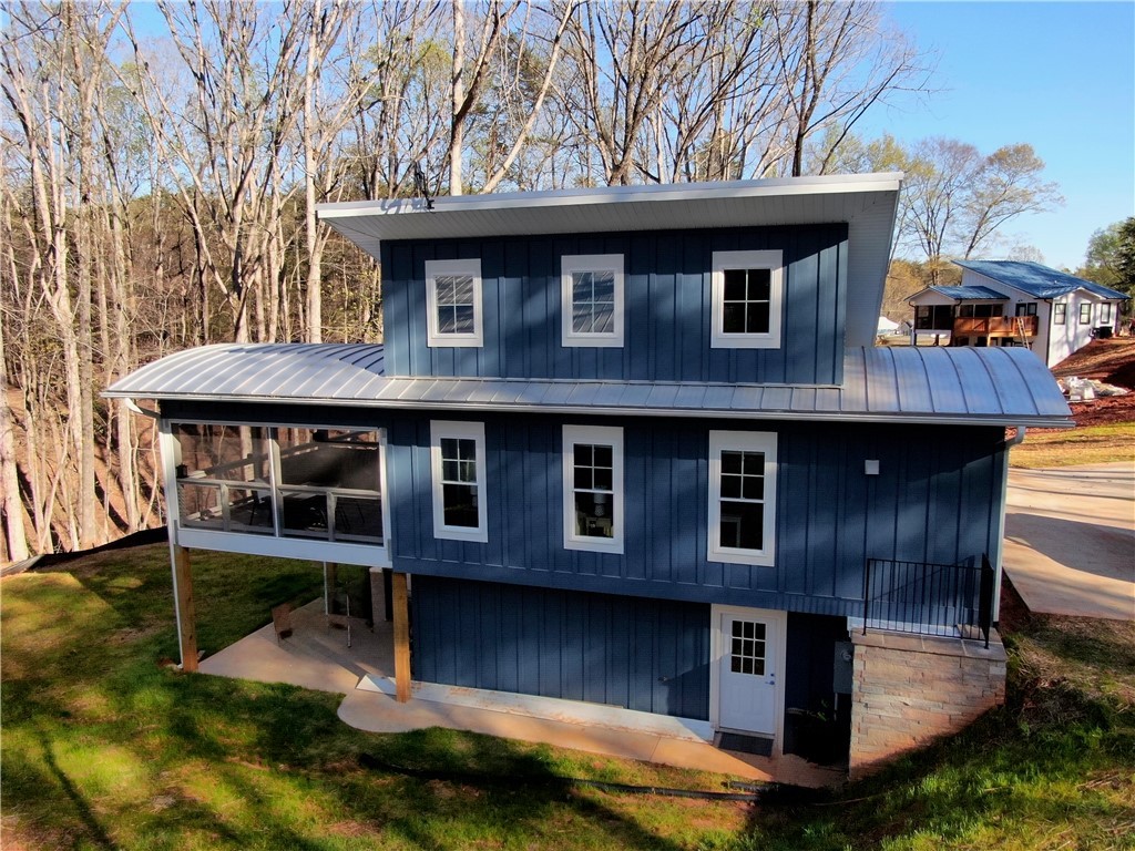 106 Jarrett Road Anderson, SC 29626 - Photo 3 of 19