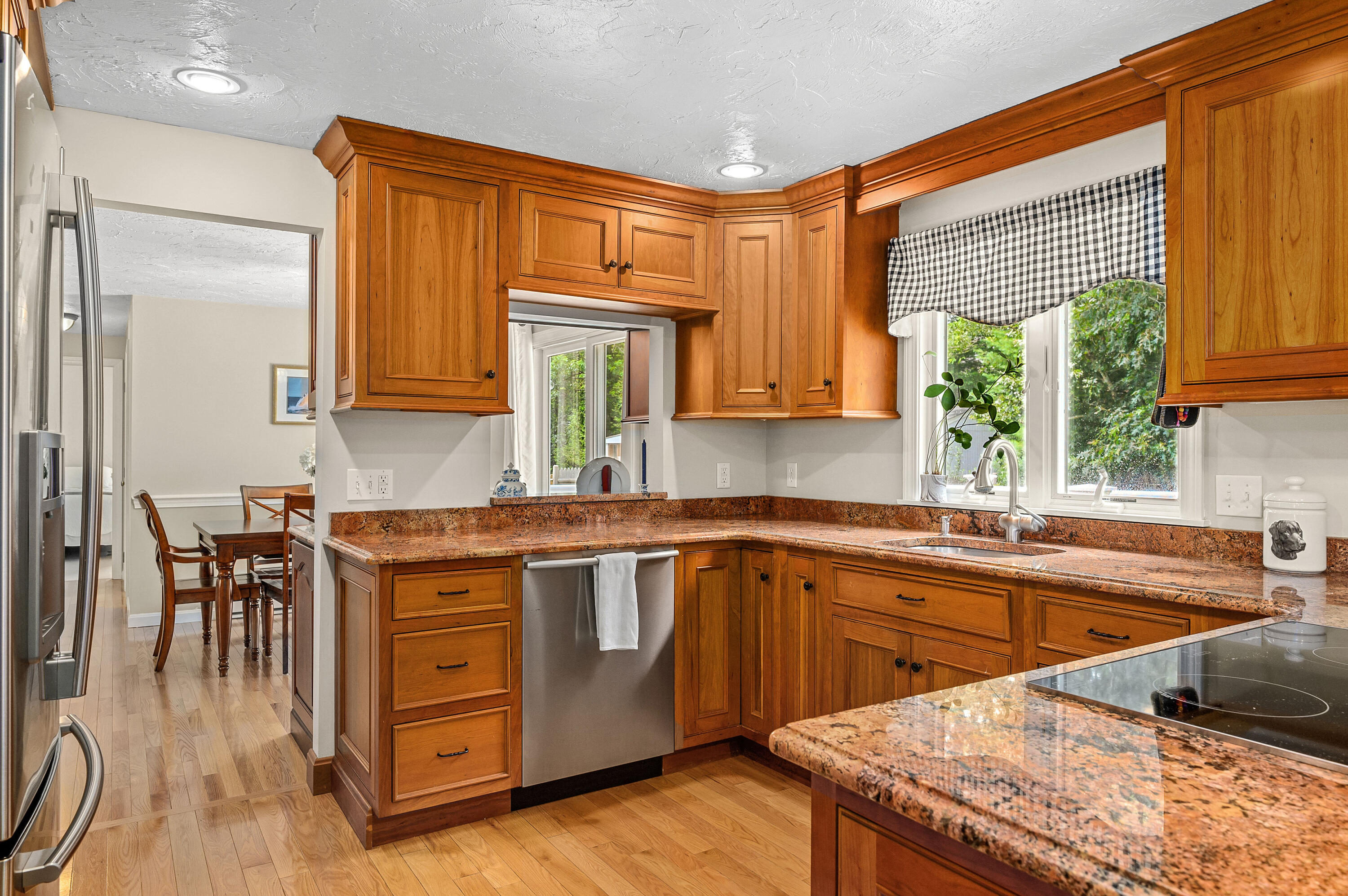 153 Cap'n Crosby Road Centerville, MA 02632 - Photo 8 of 28 IMG_3726
