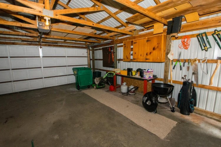 61226 Lenawee Road Cassopolis, MI 49031 - Photo 30 of 49 61226 Lenawee Cass Garage (2)
