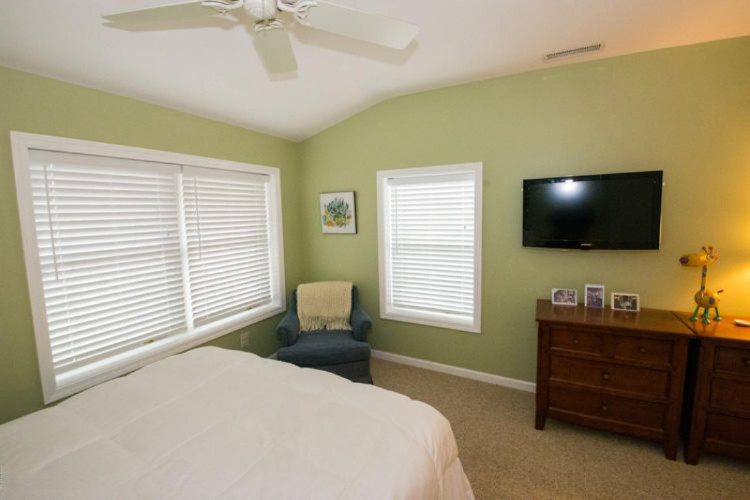 61226 Lenawee Road Cassopolis, MI 49031 - Photo 42 of 49 61226 Lenawee Cass Master bedroom (2)