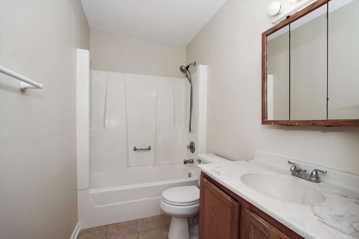 1475 Rosedale Lane Hoffman Estates, IL 60169 - Photo 19 of 25