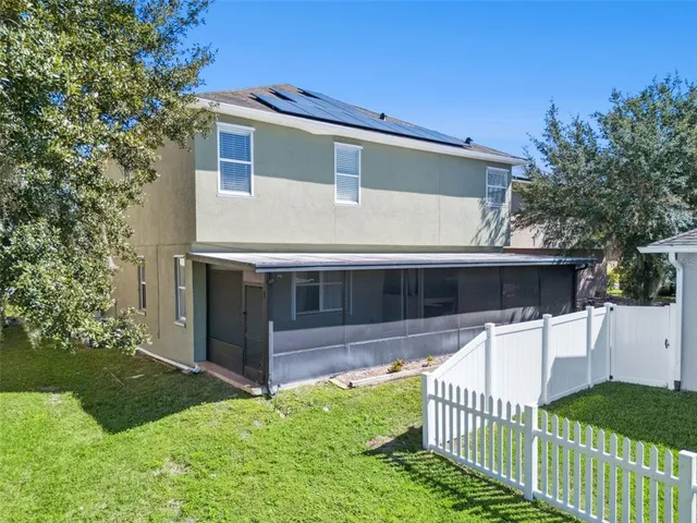a front view of house with yard