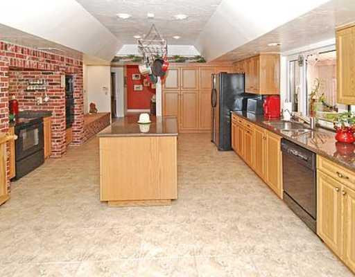 17440 Sunset Drive Southwest Ranches, FL 33331 - Photo 4 of 15 Kitchen