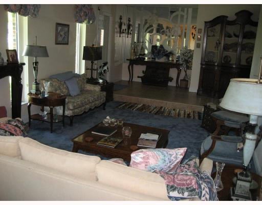 17440 Sunset Drive Southwest Ranches, FL 33331 - Photo 9 of 15 Living Room
