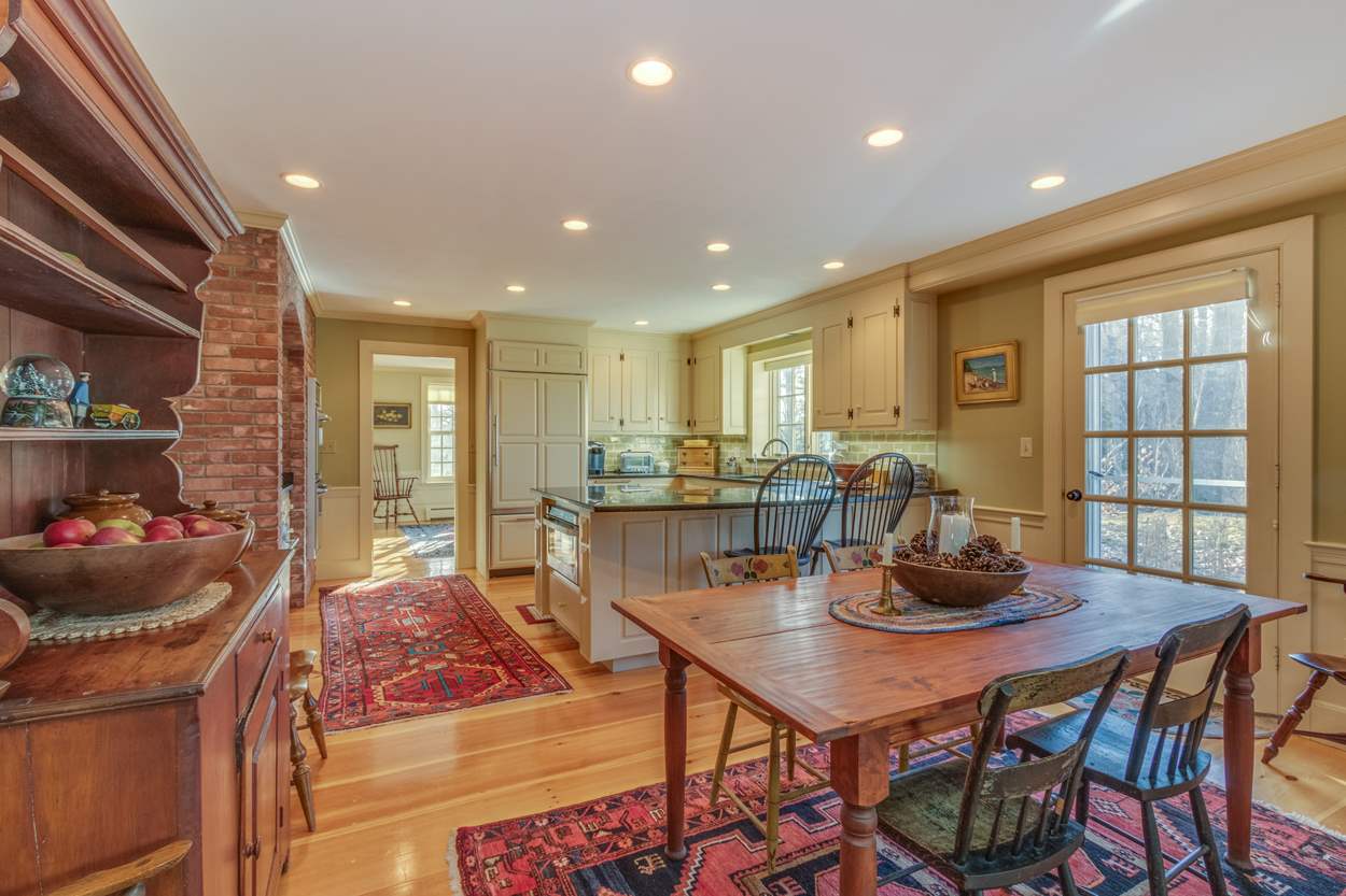 584 Currier Road Hopkinton, NH 03229 - Photo 4 of 30