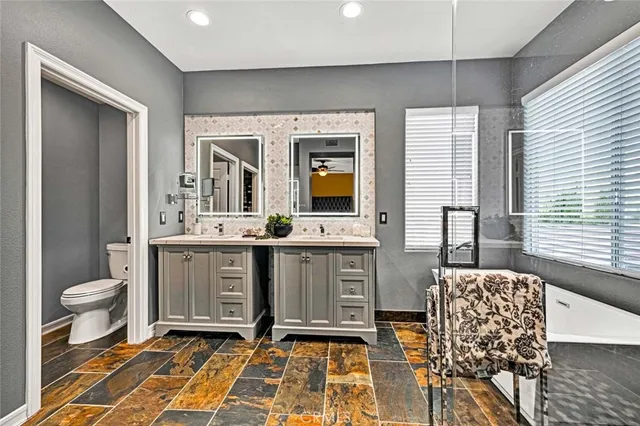 $1,559,900 | 23092 Bouquet Canyon, Mission Viejo, CA 92692