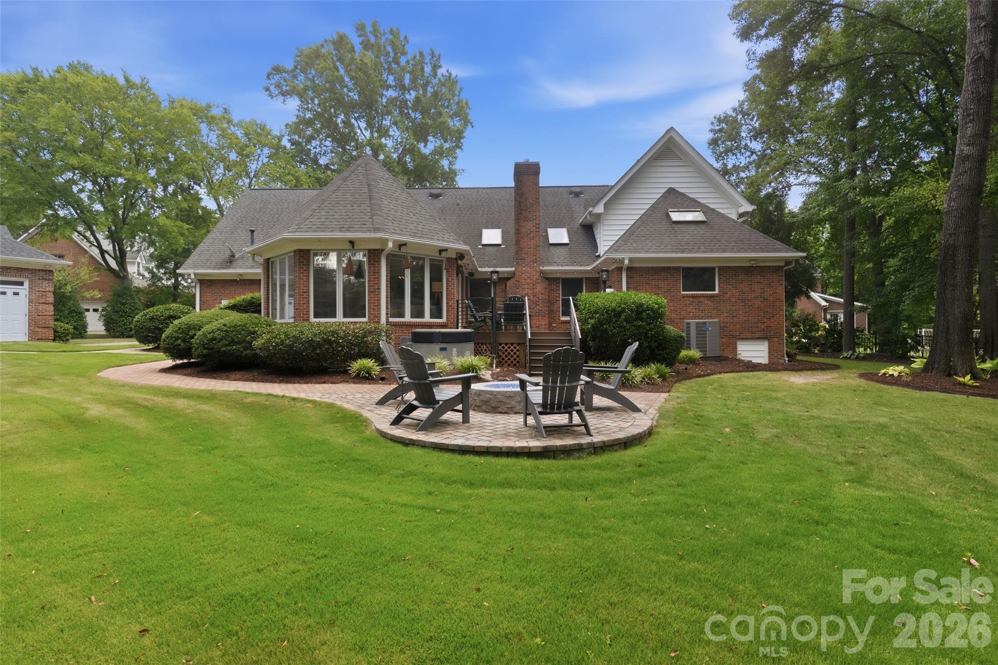 208 Kelly Court Fort Mill, SC 29715 - Photo 38 of 48