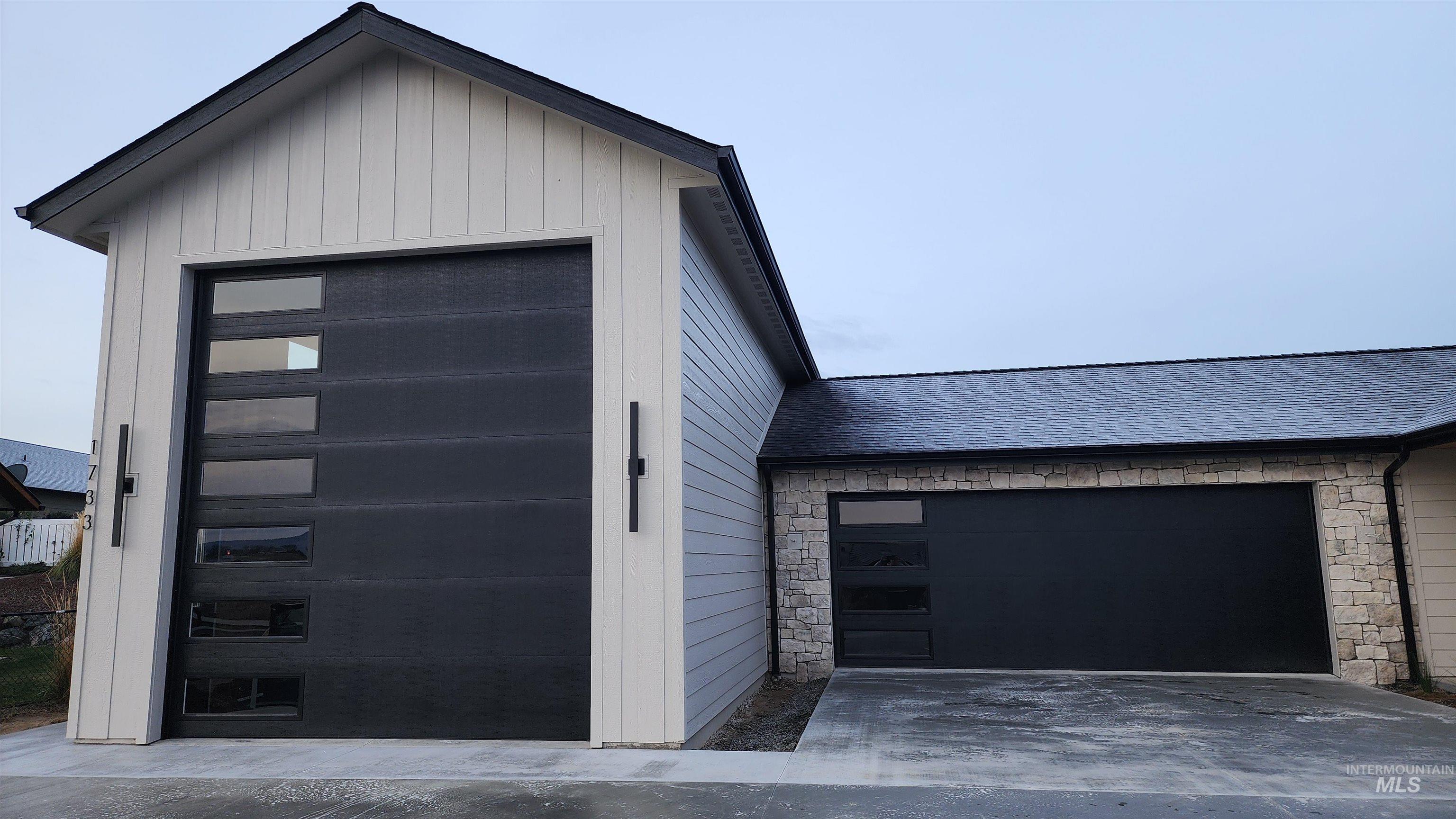 1733 Canyon Crest Way Lewiston, ID 83501 - Photo 2 of 40