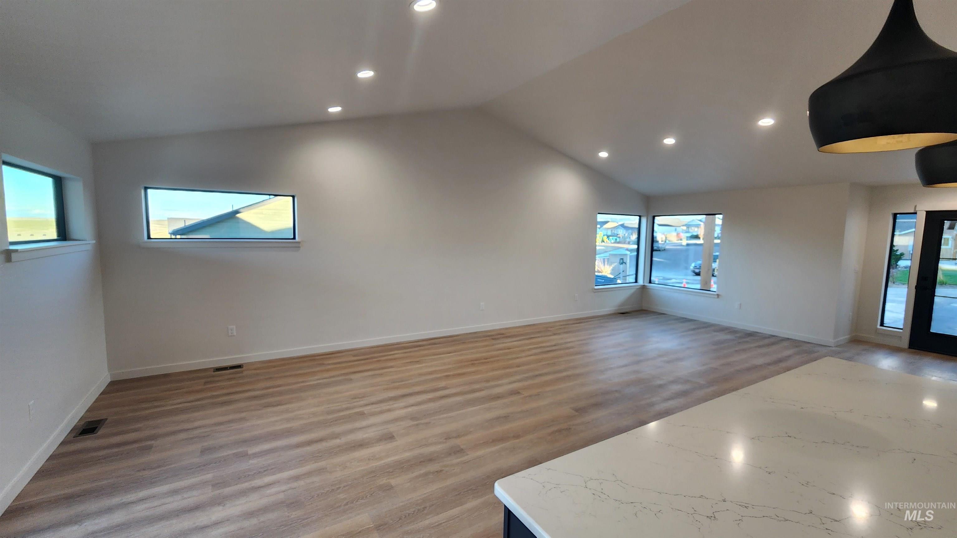 1733 Canyon Crest Way Lewiston, ID 83501 - Photo 7 of 40