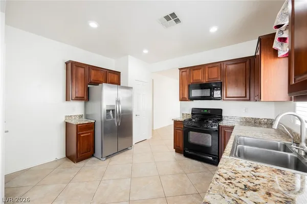 $1,725 | 2609 Desert Sparrow Avenue, North Las Vegas, NV 89084