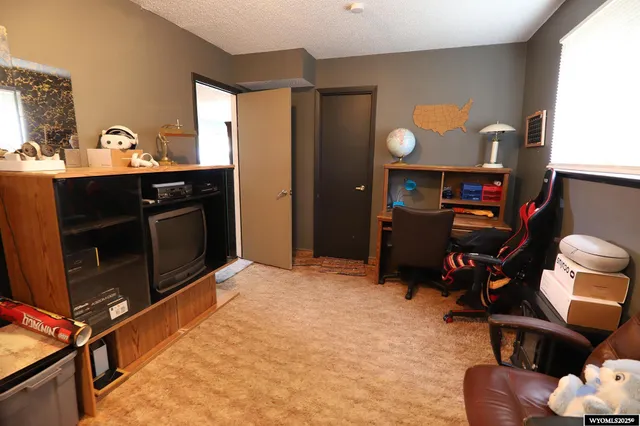 $499,500 | 719 Fullerton Avenue, Buffalo, WY 82834