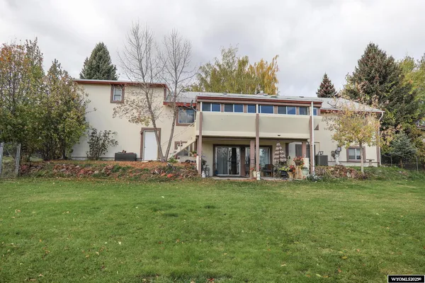 $470,000 | 719 Fullerton Avenue, Buffalo, WY 82834