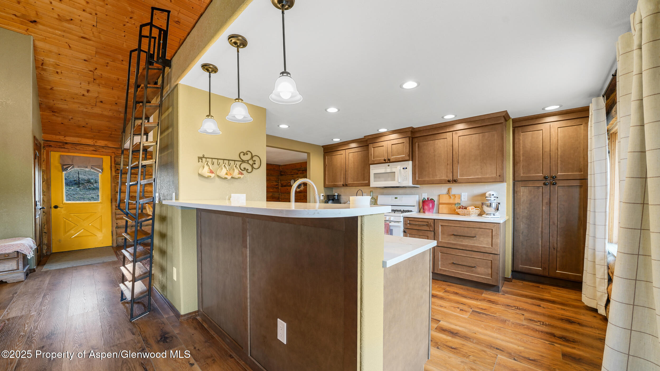 41 County Road 9 Meeker, CO 81641 - Photo 7 of 43 7_dsc01618