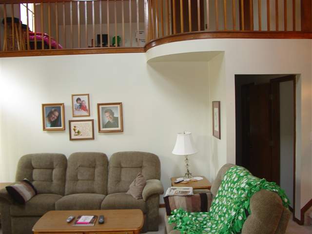 33768 Pine Ridge Drive West Fraser, MI 48026 - Photo 4 of 17 31075896-3.JPG