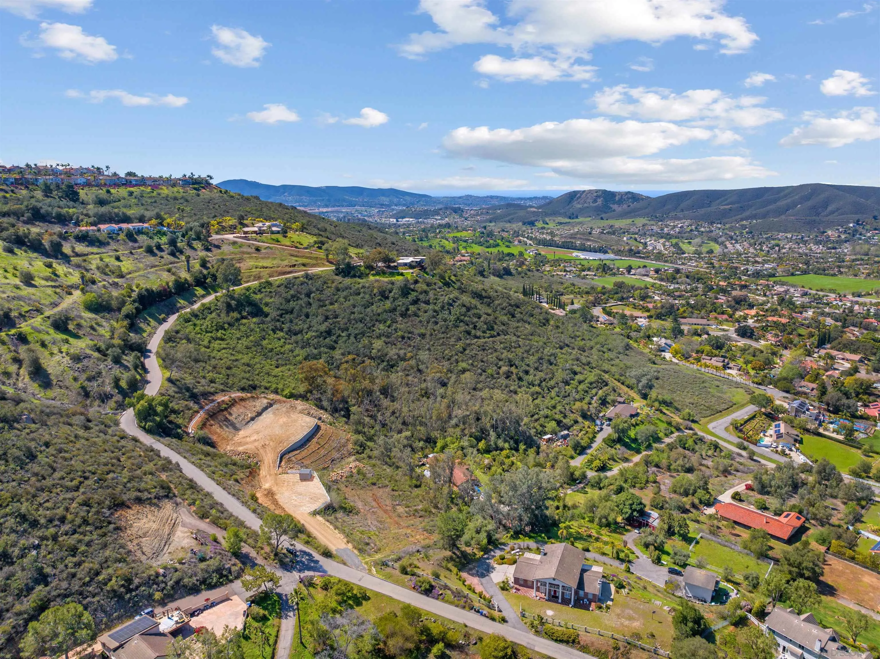 827 Eucalyptus Woods Road, Unit R006 San Marcos, CA 92069 - Photo 29 of 34 an aerial view of multiple house