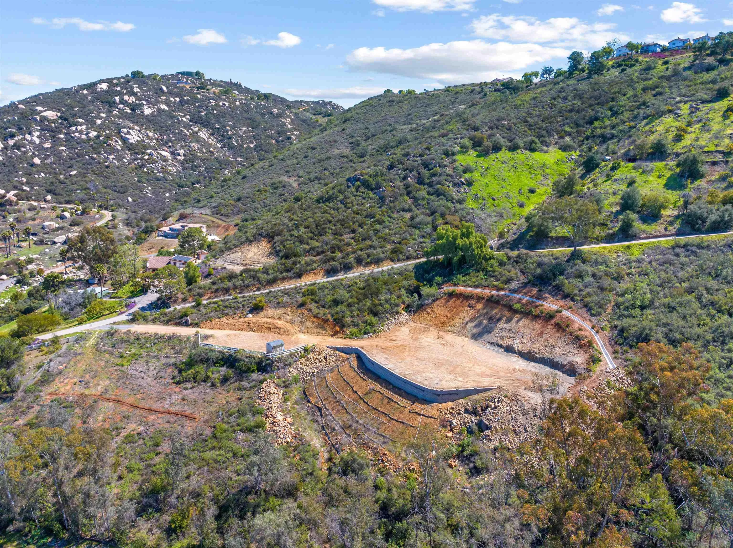 827 Eucalyptus Woods Road, Unit R006 San Marcos, CA 92069 - Photo 32 of 34 a view of outdoor space and city view