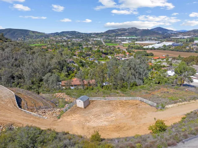 $680,000 | 827 Eucalyptus Woods Road, Unit R006, San Marcos, CA 92069