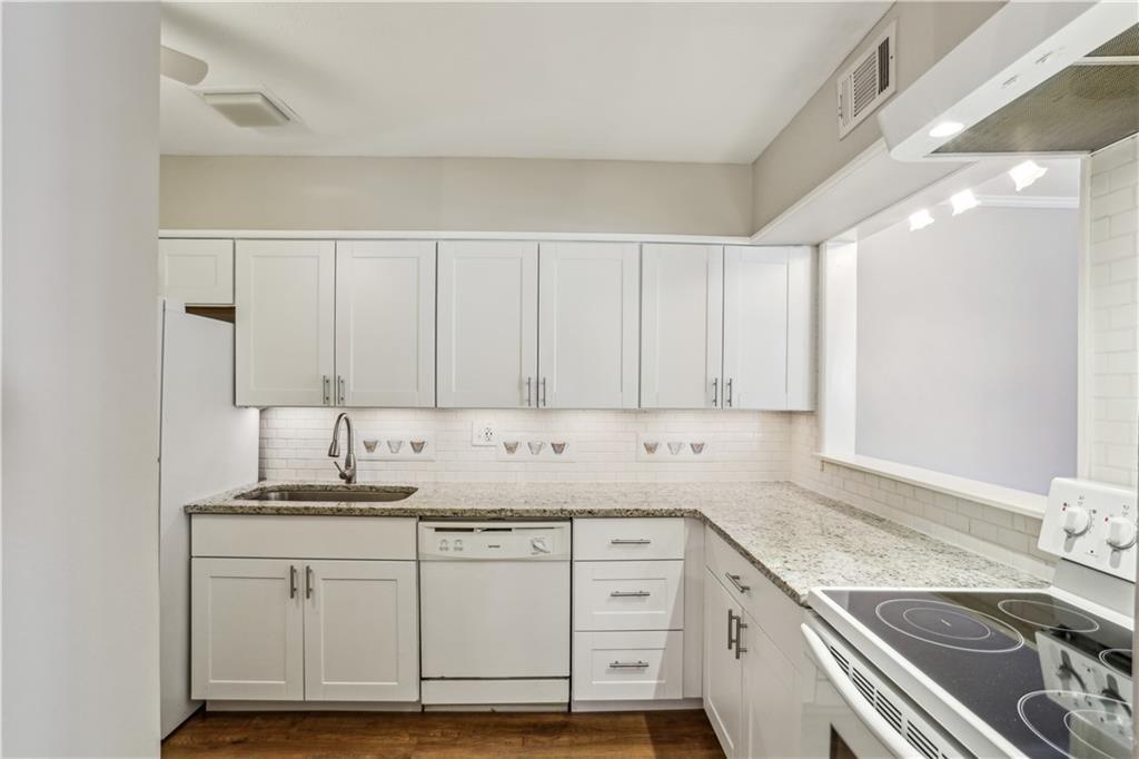 3091 Colonial Way, Unit F2 Atlanta, GA 30341 - Photo 6 of 15
