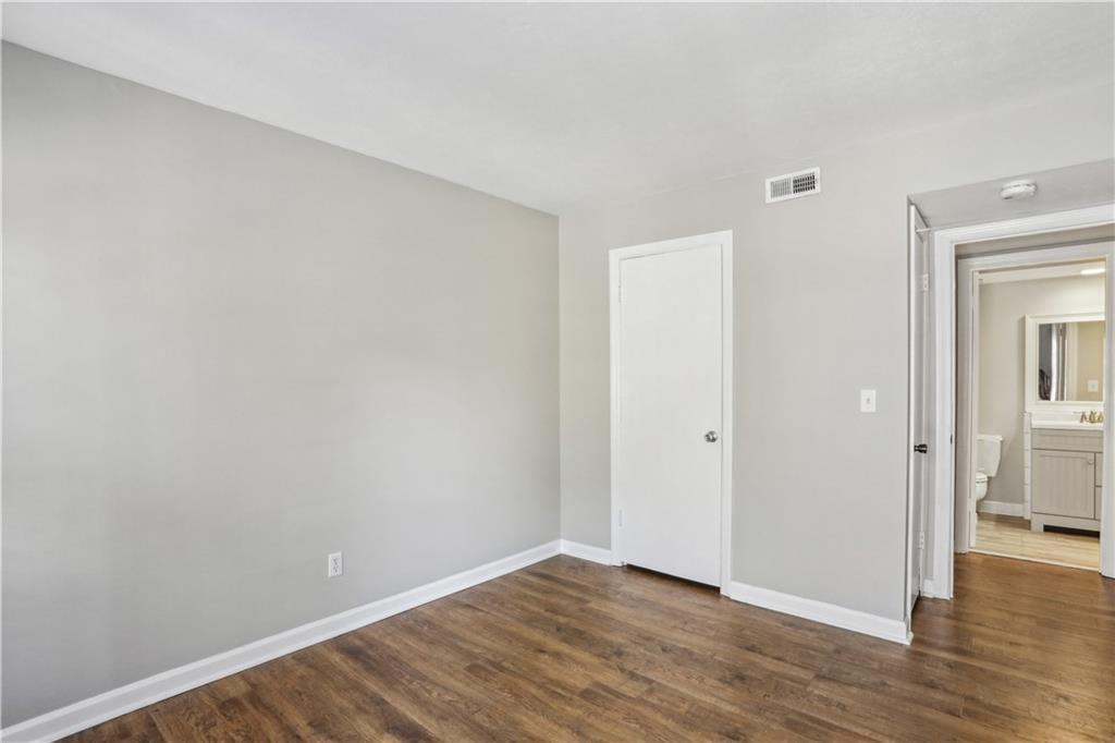 3091 Colonial Way, Unit F2 Atlanta, GA 30341 - Photo 9 of 15