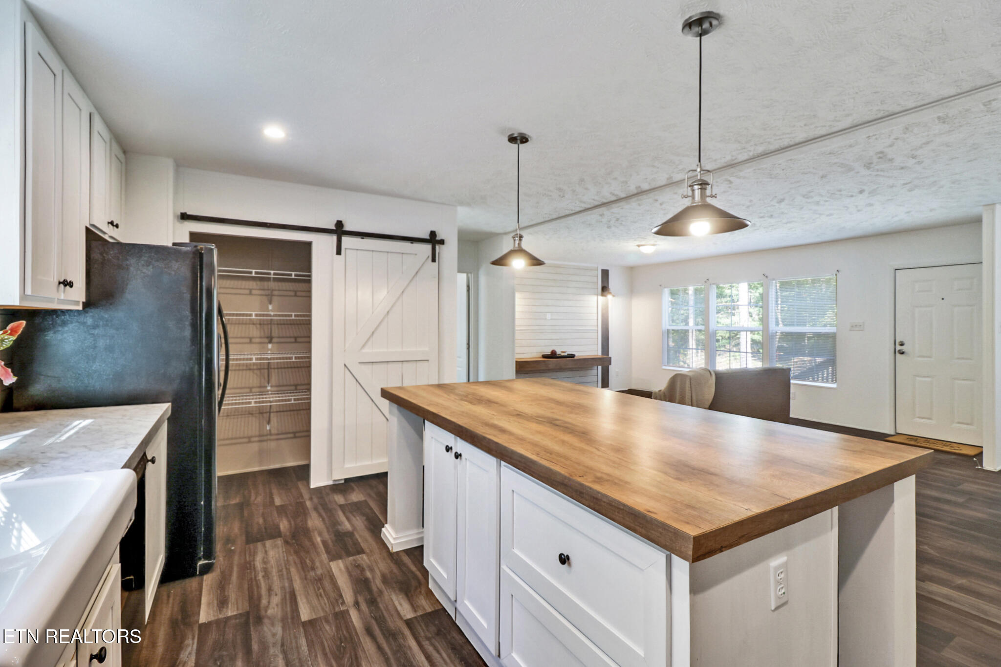 137 Grouse Ridge Road Harriman, TN 37748 - Photo 11 of 51 if1a5444-if1a5448