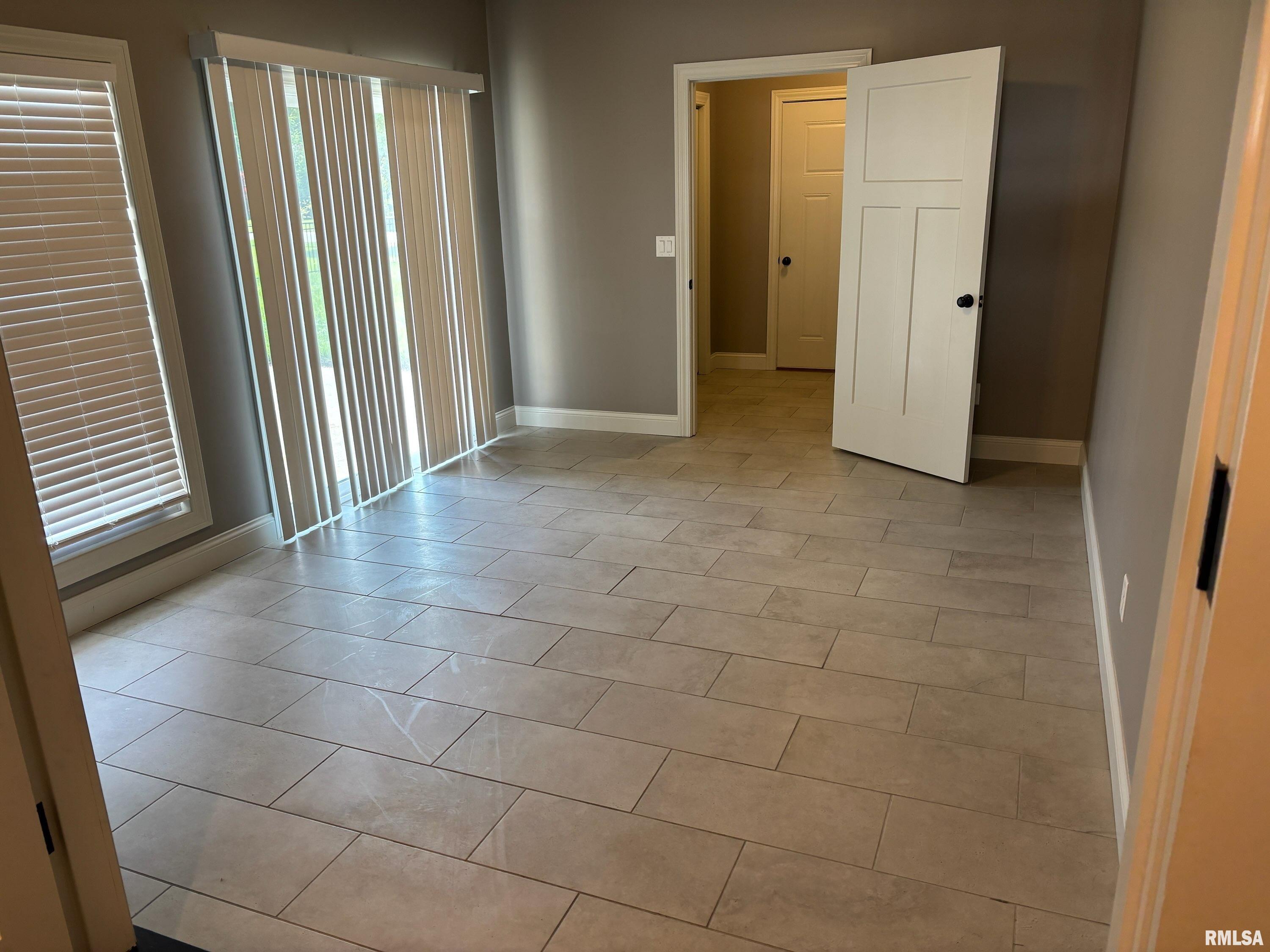 90 Pinehurst Drive Springfield, IL 62704 - Photo 21 of 22