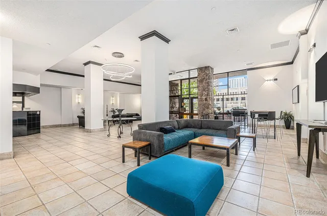 $260,000 | 1020 15th Street, Unit 9N, Denver, CO 80202