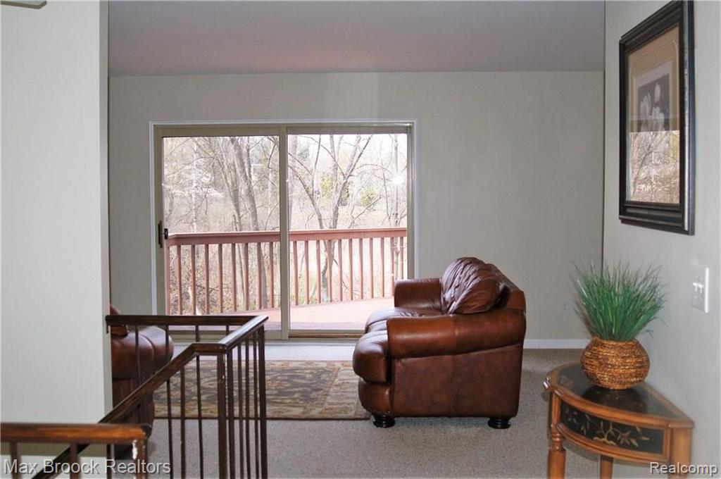 5255 Timber Ridge Trail Clarkston, MI 48346 - Photo 7 of 19