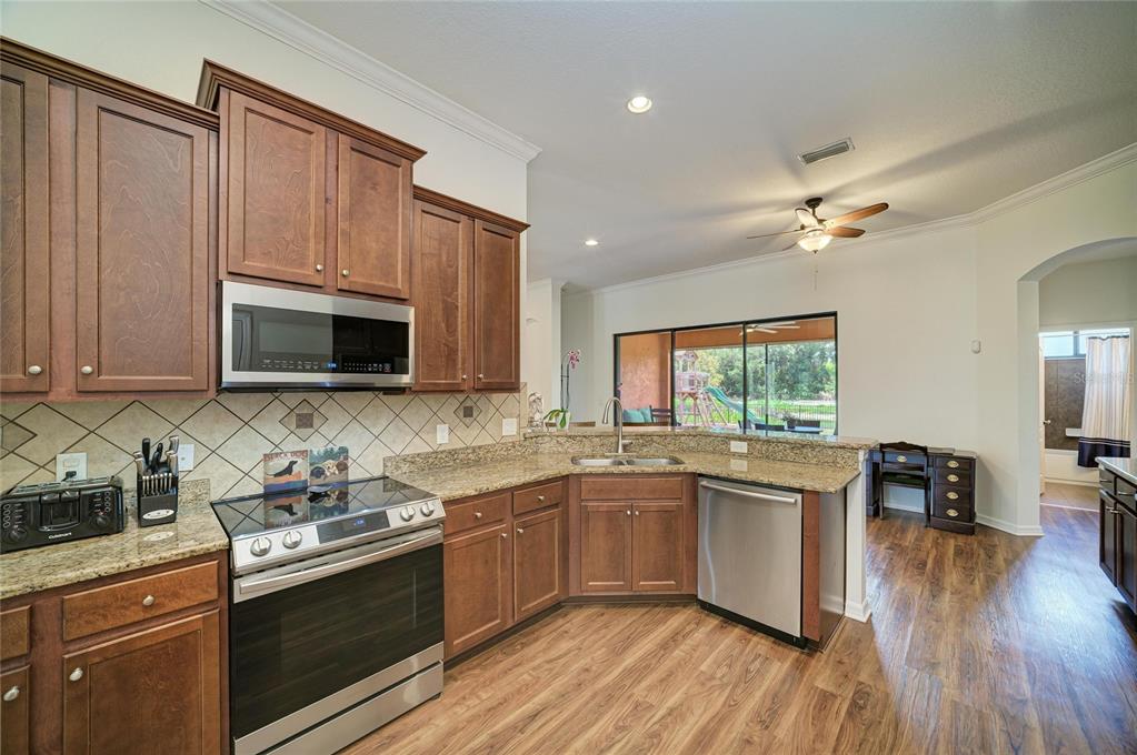 316 Star Shell Drive Apollo Beach, FL 33572 - Photo 25 of 57