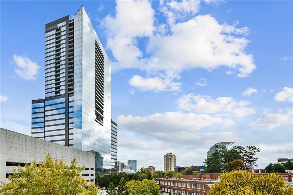 3630 Peachtree Road Northeast, Unit 3106 Atlanta, GA 30326 - Photo 39 of 41 a view of a city with lot of buildings