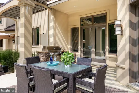 $2,950,000 | 4 Southwood Drive, Cherry Hill, NJ 08003