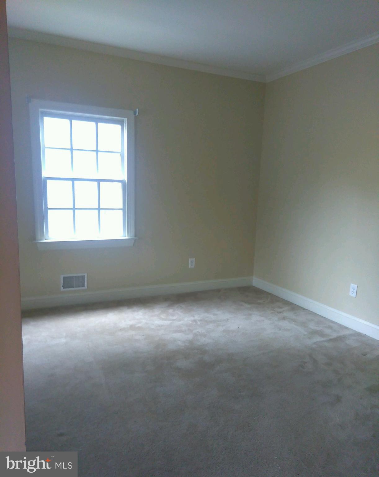10 Crosswicks Chesterfield Road Crosswicks, NJ 08515 - Photo 2 of 9 Gallery Image 2