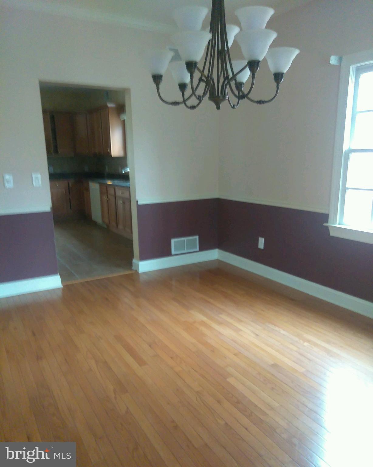 10 Crosswicks Chesterfield Road Crosswicks, NJ 08515 - Photo 3 of 9 Gallery Image 3