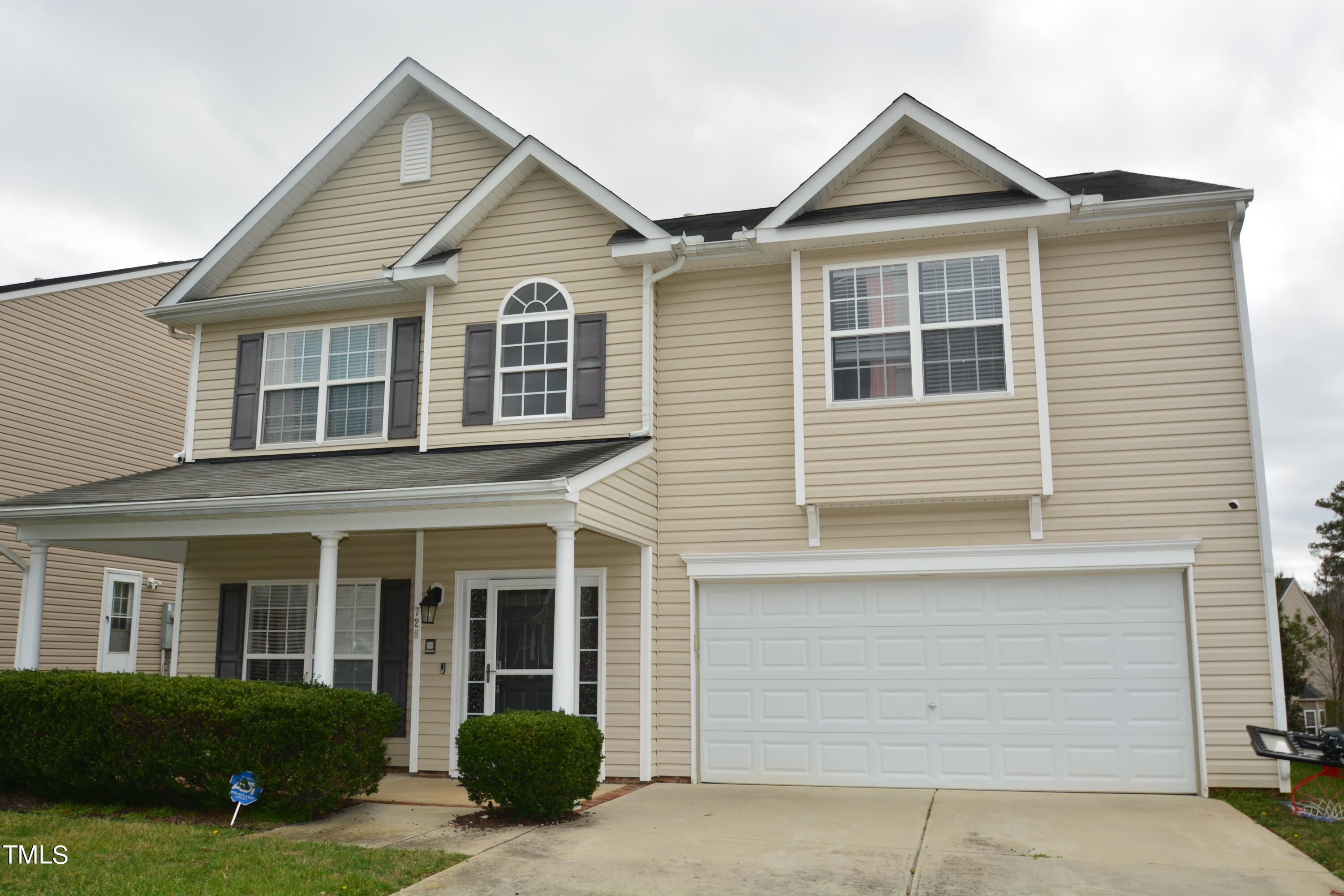 728 Stackhurst Way Wake Forest, NC 27587 - Photo 1 of 18 DSC_0962