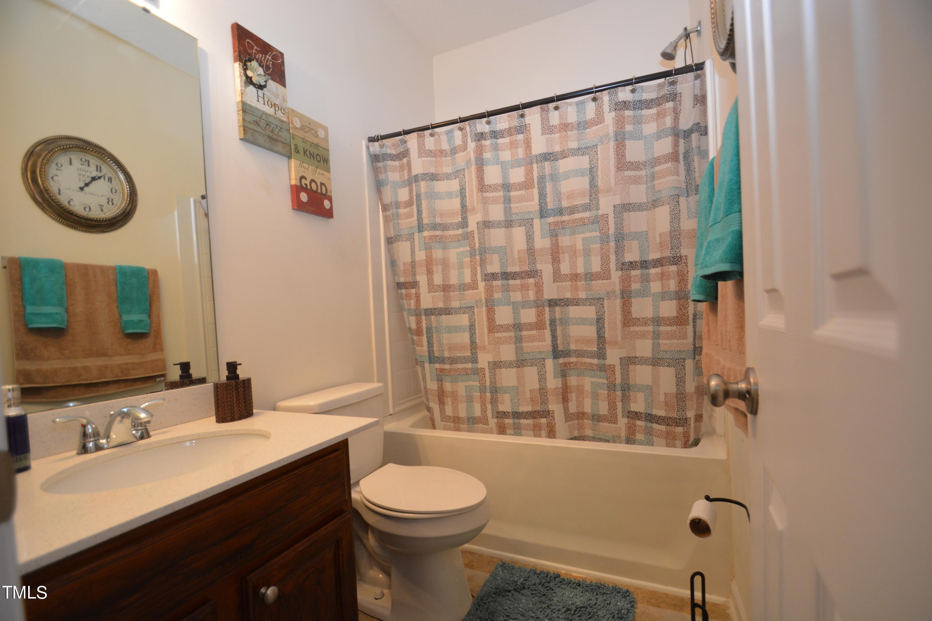 728 Stackhurst Way Wake Forest, NC 27587 - Photo 8 of 18 DSC_0982