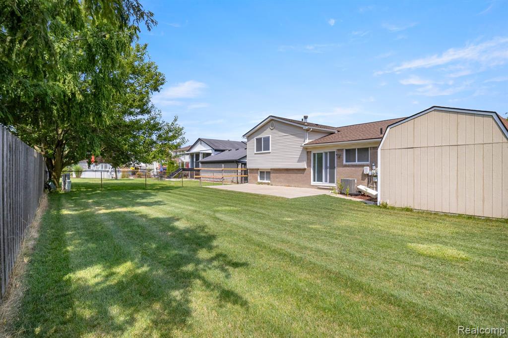 42367 Proctor Road Canton, MI 48188 - Photo 34 of 37 Gallery Image 34