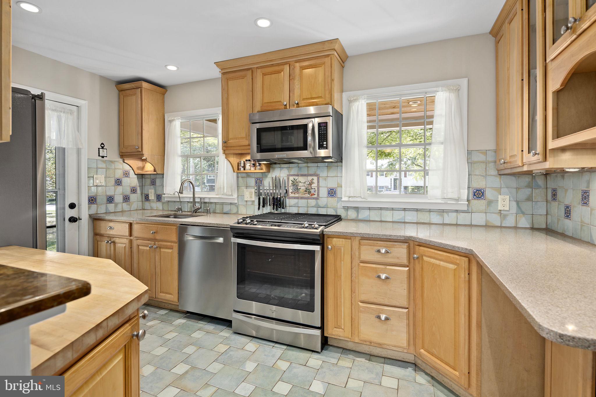 8511 Wagon Wheel Road Alexandria, VA 22309 - Photo 16 of 62