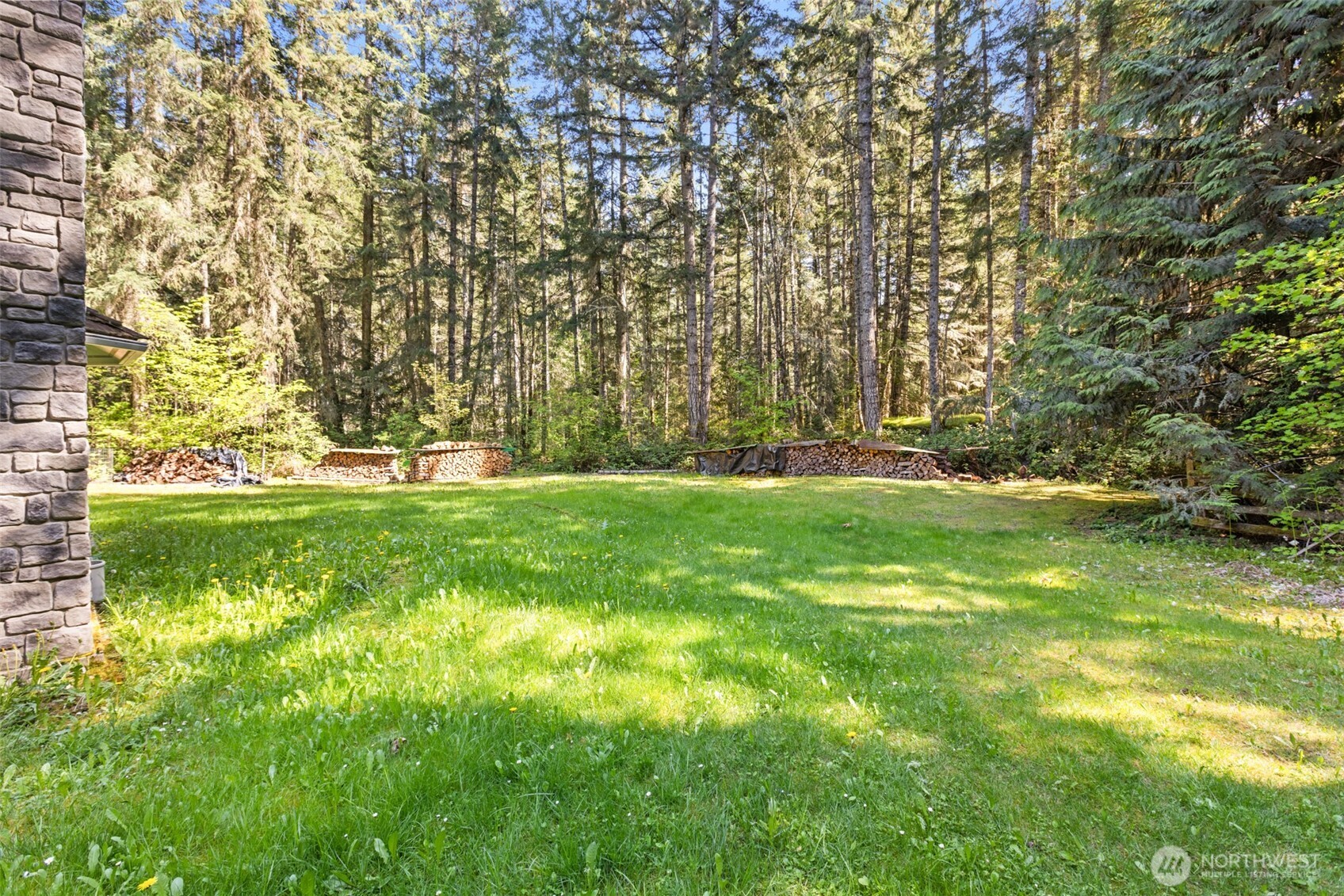 516 Gellor Road Port Angeles, WA 98362 - Photo 22 of 40
