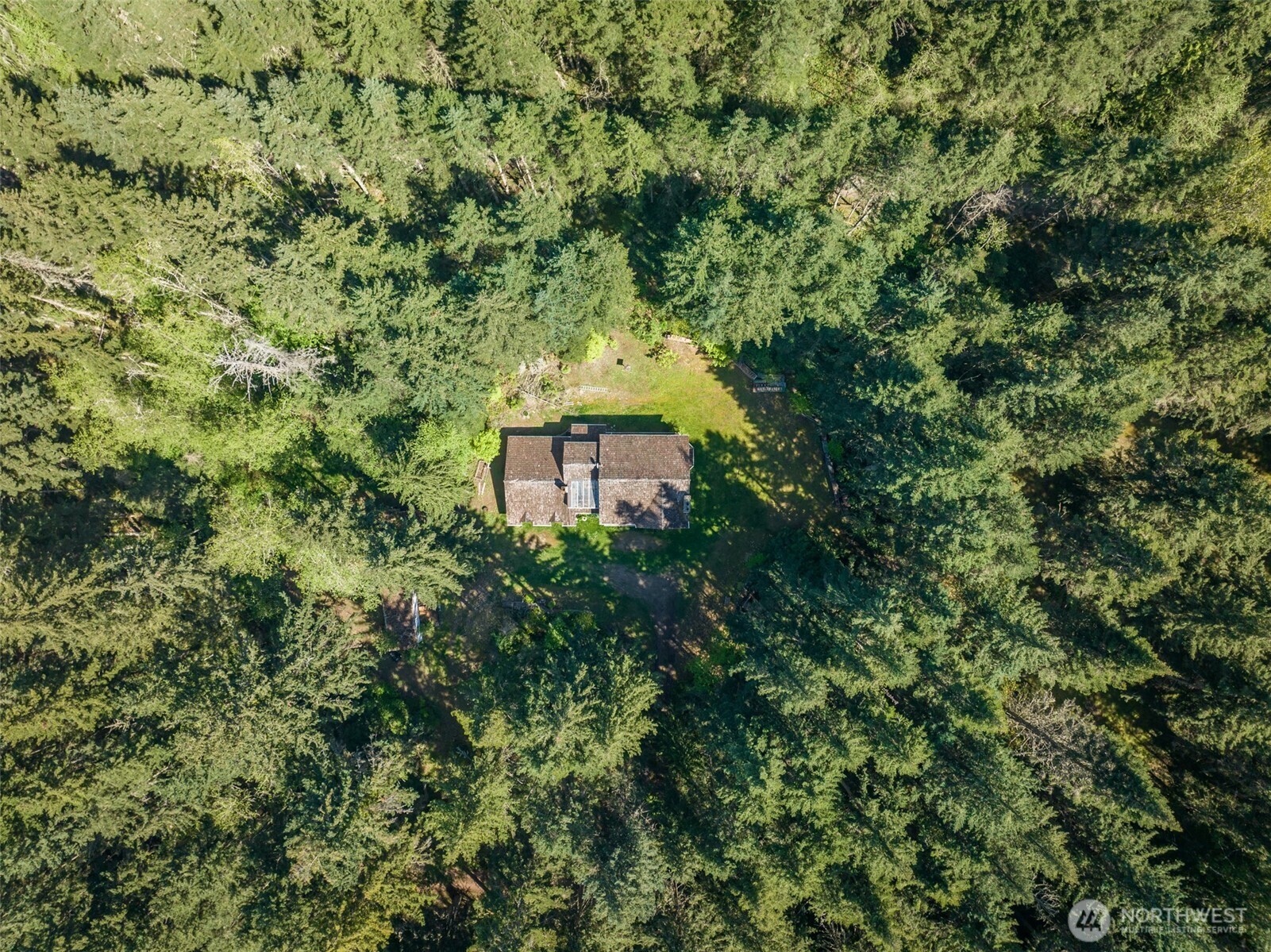 516 Gellor Road Port Angeles, WA 98362 - Photo 37 of 40
